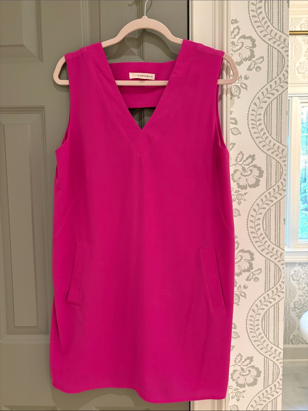 Caramel Sleeveless V-Neck Shift Dress in Bright Pink
